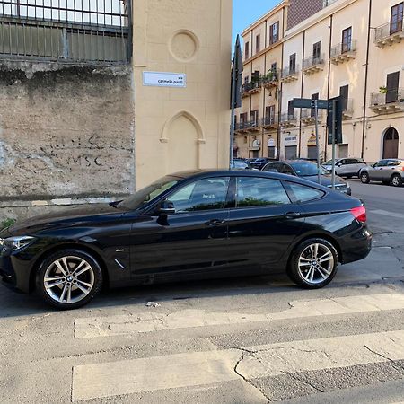 Due Cani Apartment Palermo Eksteriør billede