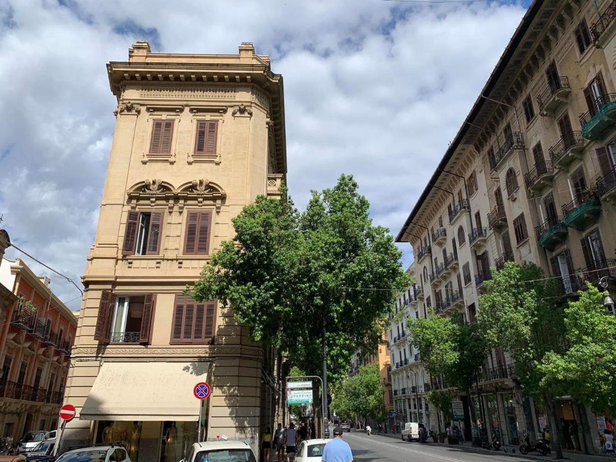 Due Cani Apartment Palermo Eksteriør billede